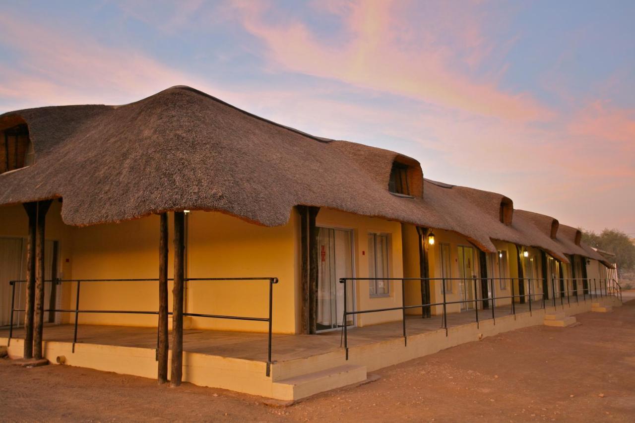 Schuetzenhaus Guesthouse Keetmanshoop Ngoại thất bức ảnh