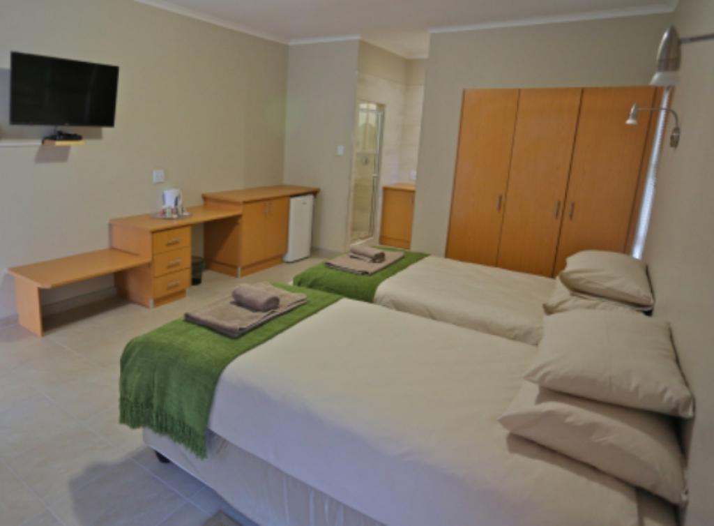 Schuetzenhaus Guesthouse Keetmanshoop Ngoại thất bức ảnh